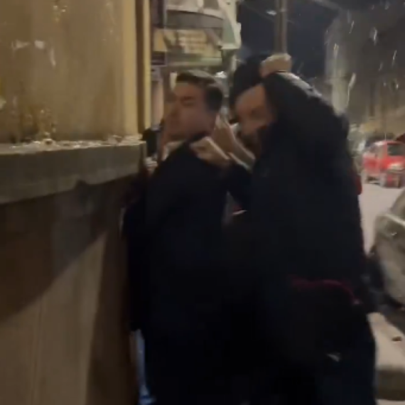Za brutalno nasilje u Nišu još niko nije odgovarao; Napali su gradonačelnika VIDEO