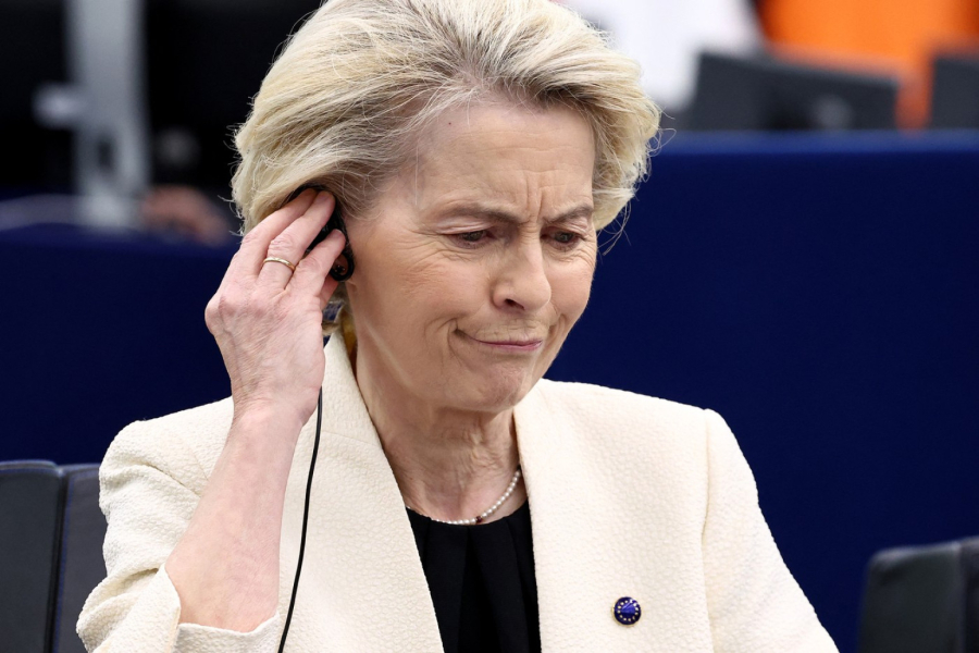 Where did the text messages disappear; Why are Ursula von der Leyen
