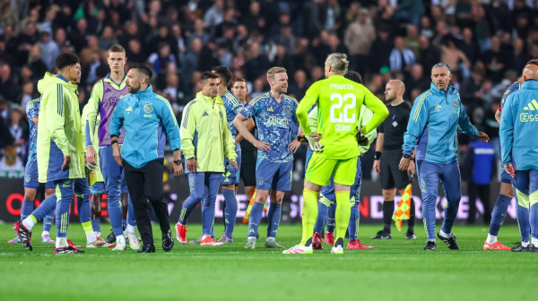 Šta se ovo dešava sa Ajaksom – PSV na pragu velikog čuda