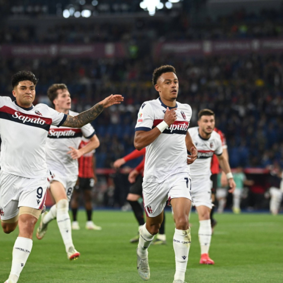 Jović i Pavlović tuguju – Bolonji trofej posle pola veka VIDEO