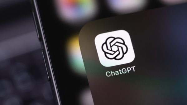 Gasi se ChatGPT: "Mrtav je"