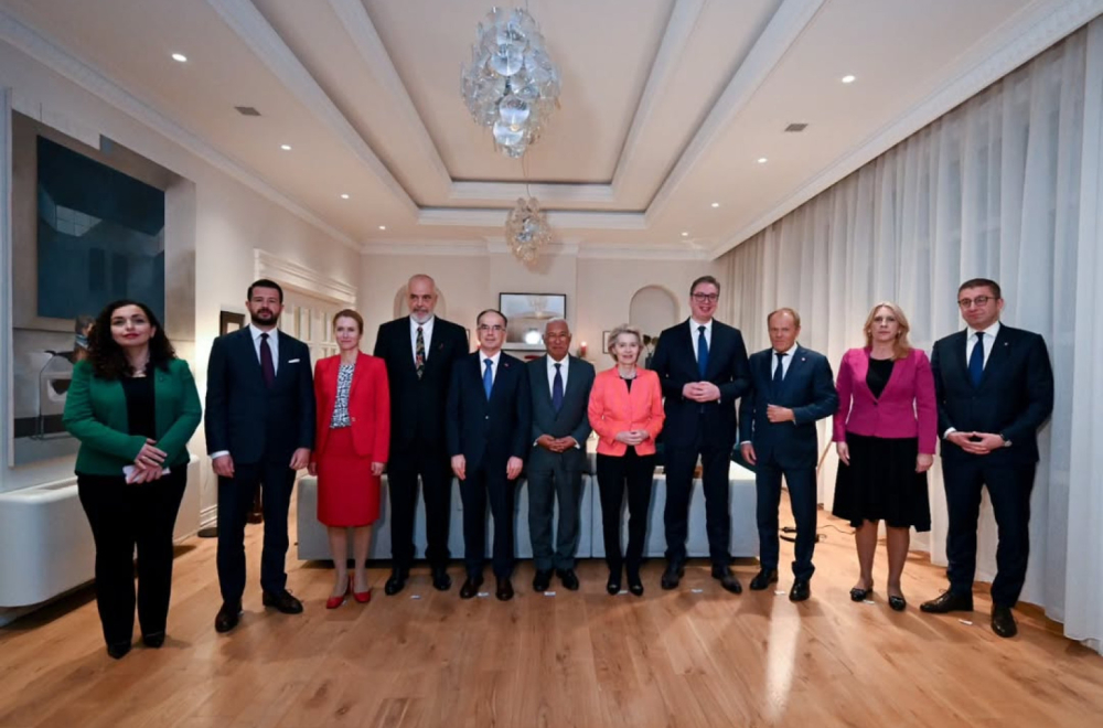 Vučić u Tirani: Predstavljaću interese Srbije kao slobodarske evropske zemlje i odgovornog partnera FOTO