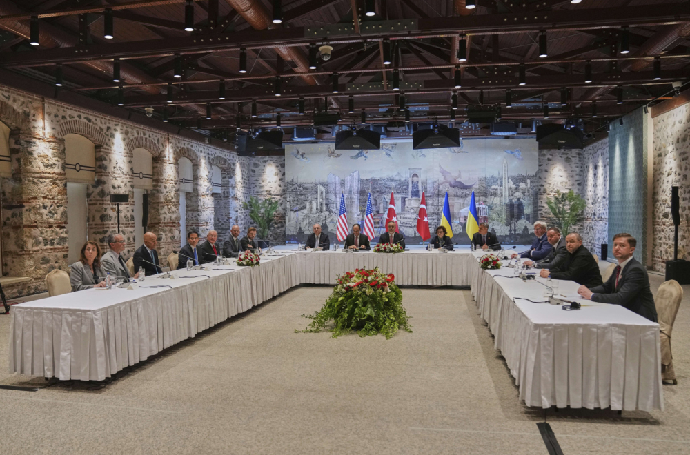 At negotiations, Russians burst out laughing at Ukraine