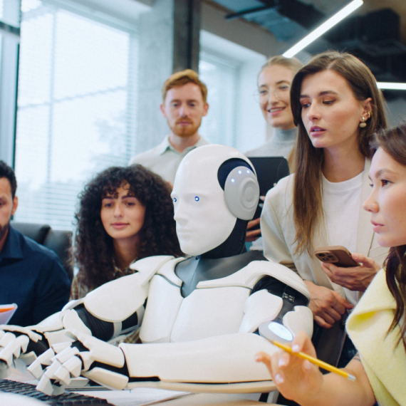Kineski humanoidni roboti neće zameniti radnu snagu