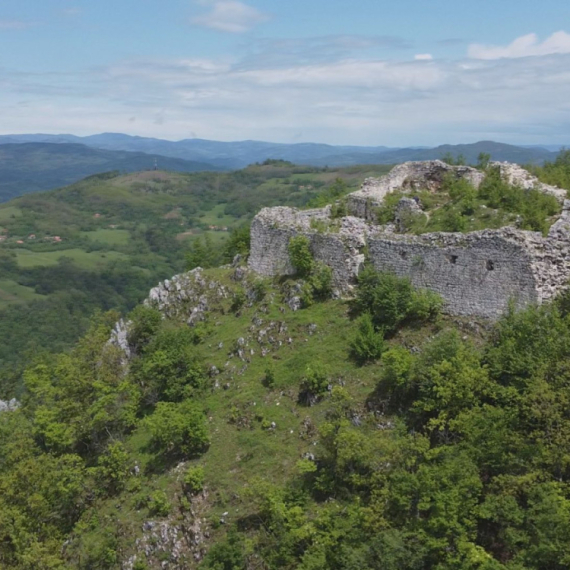 Misteriozno utvrđenje na Tari: Prati ga krvava legenda FOTO