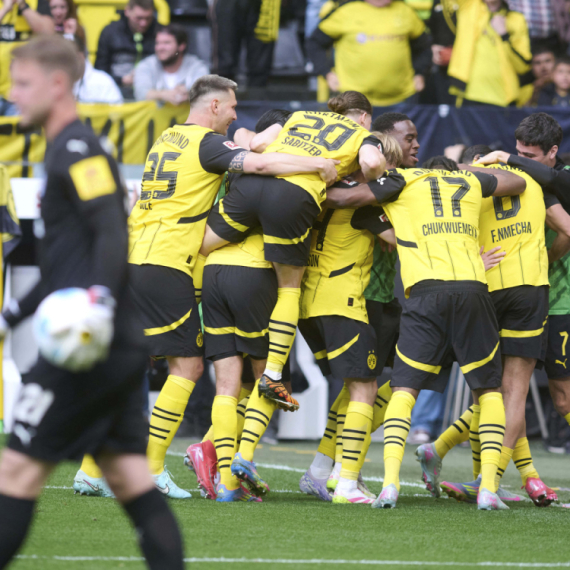 Ludilo Bundeslige – Dortmund se provukao u LŠ, Lajpcig bez Evrope!