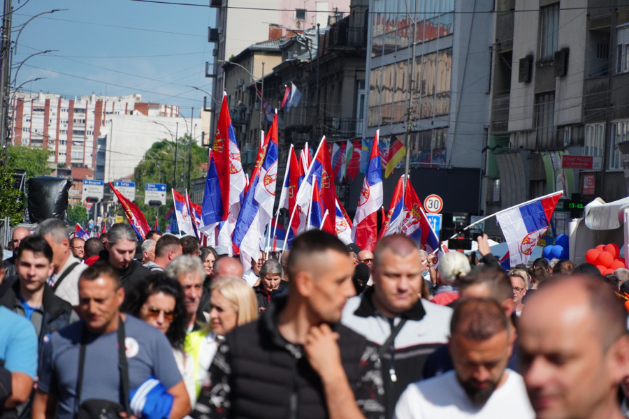 The longest flag of Serbia unfurled; Magnificent images; We will not stop PHOTO/VIDEO