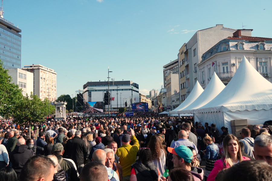 The longest flag of Serbia unfurled; Magnificent images; We will not stop PHOTO/VIDEO