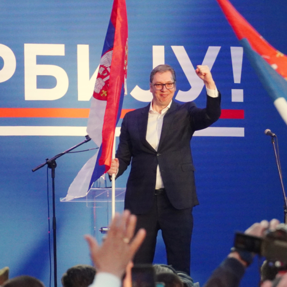 Vučić objavio video sa velikog skupa u Nišu: "Slobodarski duh Srbije ne mogu da zaustave" VIDEO