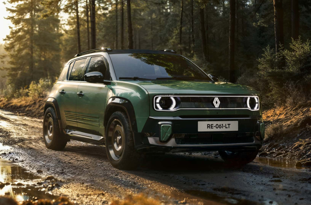 Renault spreman na sve: Stiže nova "četvorka" sa pogonom na 4 točka? FOTO