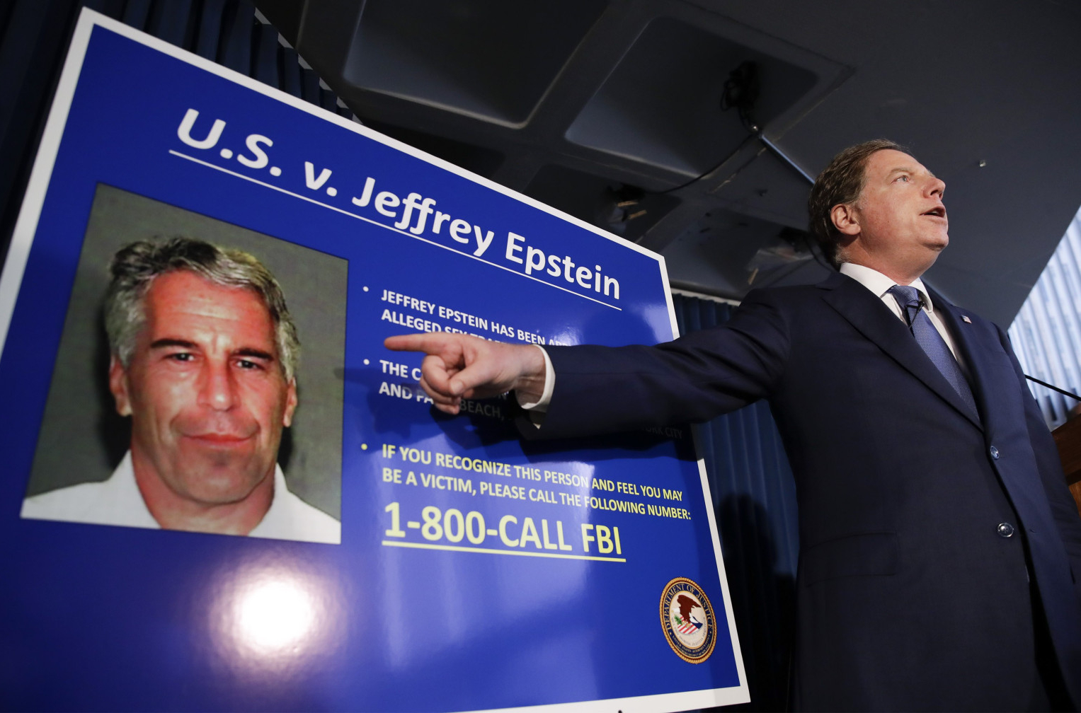 FBI stavlja tačku na slučaj Džefrija Epstajna: Samoubistvo ili ubistvo? VIDEO