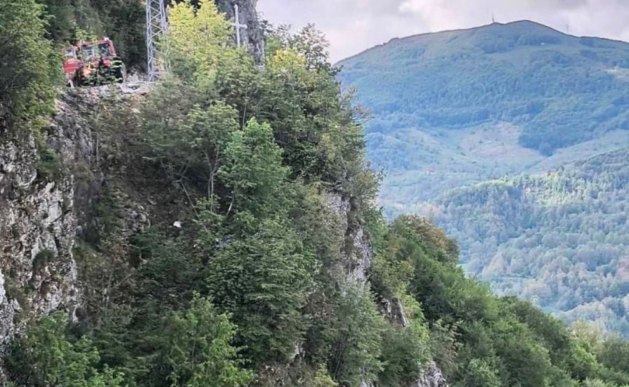 Povređen i promrzao satima visio iznad ambisa, neverovatno šta je Bogdan (62) preživeo