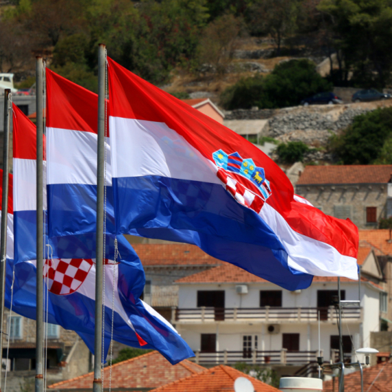 Komšije više nisu na sivoj listi