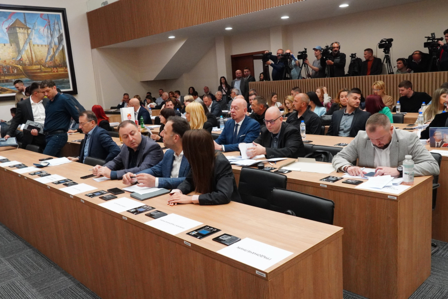 Završena Skupština Grada Beograda: Usvojena Odluka o đačkoj pomoći FOTO/VIDEO
