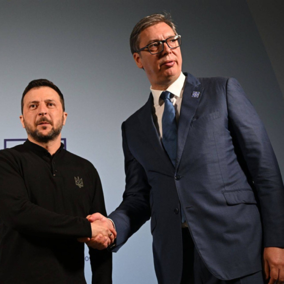 Vučić and Zelensky talked: Details known PHOTO