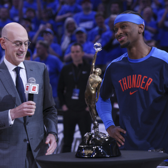 MVP: Šej Gildžes-Aleksander kao Majkl Džordan VIDEO