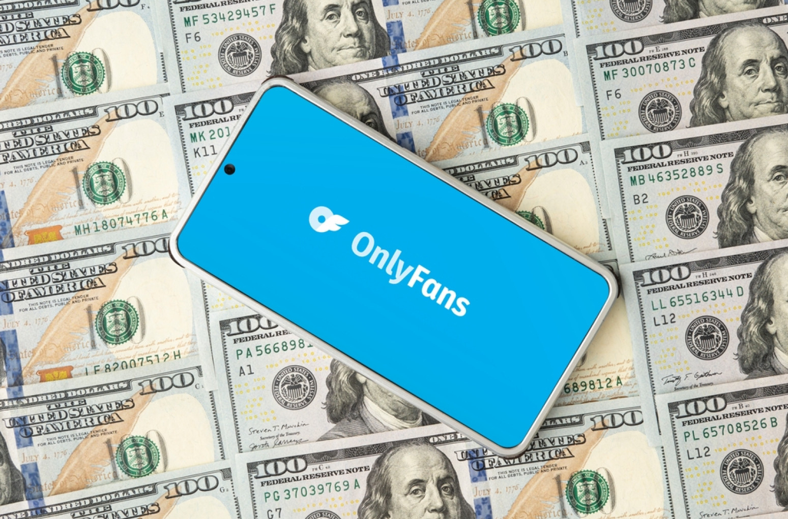 Onlifans vredi osam milijardi dolara?