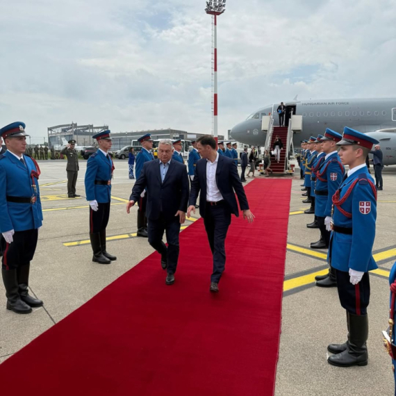 Mali dočekao Orbana: Dobro došao, prijatelju! FOTO