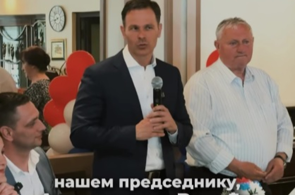 "Ne damo Srbiju, ne damo Kosjerić"; Mali razgovarao sa građanima: "Snažna poruka pobeđuje laži" VIDEO