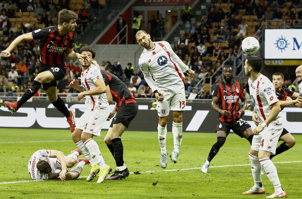Milan izbegao blamažu – Jović zamenjen u poluvremenu