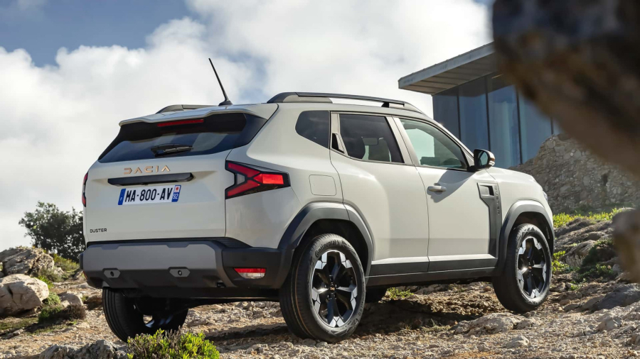 Dacia sprema unapređeni Duster: Stižu novi 4x4, automatik i poluautonomna vožnja