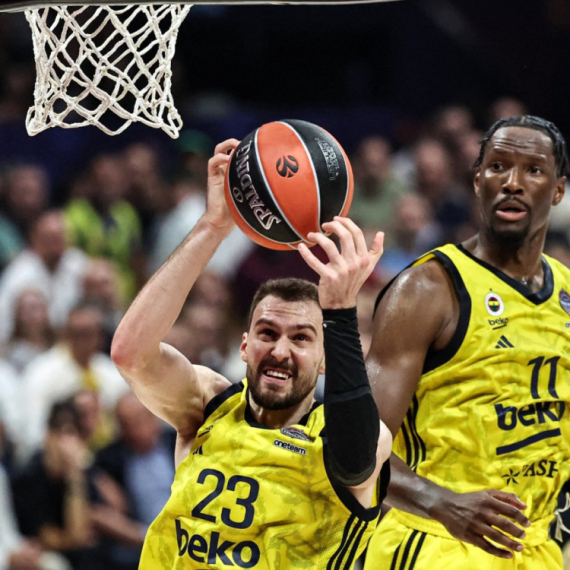 Gudurić nije mašio – Fener razbio Radonjićev tim