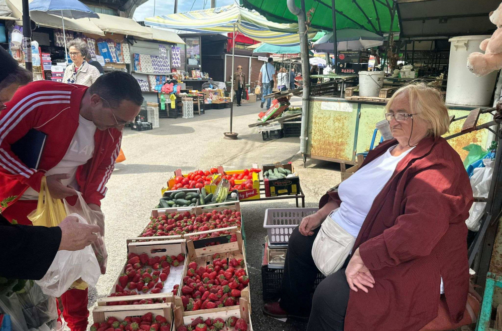Skuplje od pečenja: Trešnje se na pijaci prodaju i na komad?