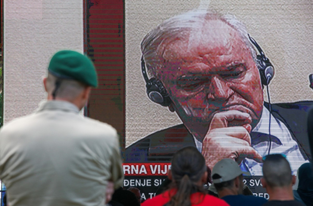 Na blokaderskoj N1 nastavlja se kampanja proglašavanja Srba za "genocidni narod" FOTO/VIDEO
