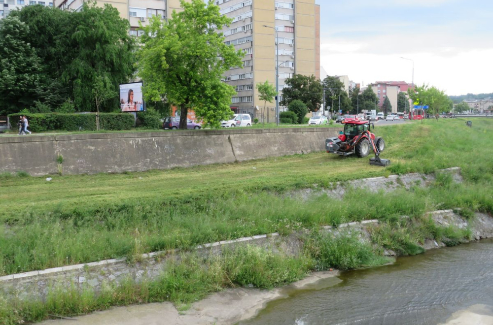 Čišćenje korita reke Lepenice FOTO