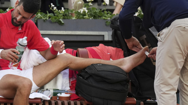 Novak ima zdravstveni problem FOTO