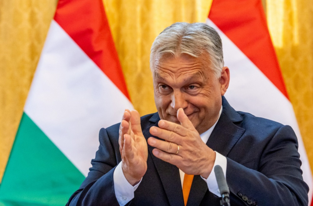 Orban nikad jače udario na Ursulu: Podelio neobičnu fotografiju sa brutalnom porukom FOTO