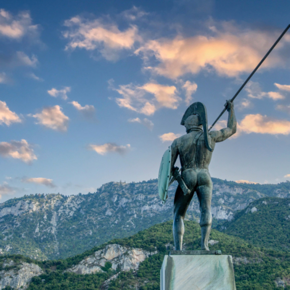 Neverovatna praksa iz antičkog sveta: Prvo se napiju, pa odluče