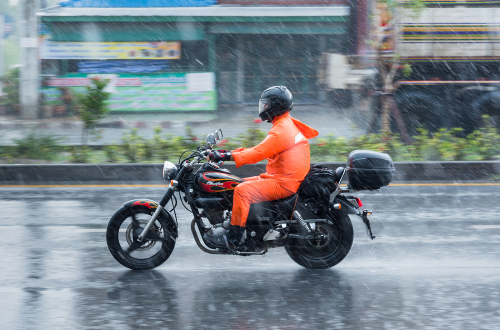 Sitna oprema za motocikl koja mnogo znači