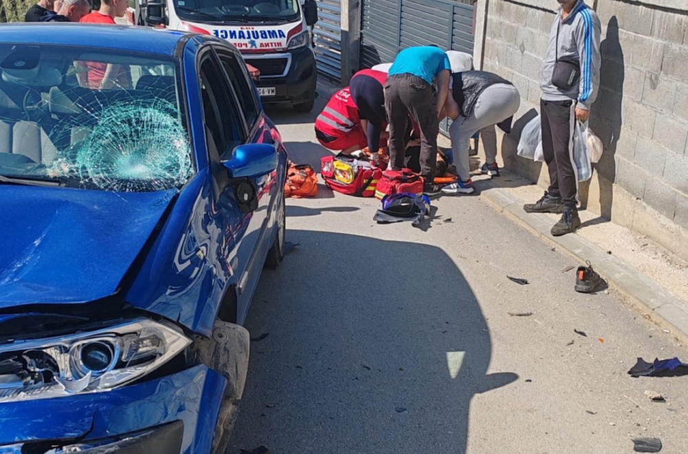 Dete povređeno u Novom Pazaru: Naleteo automobil dok je vozio motorcikl  FOTO