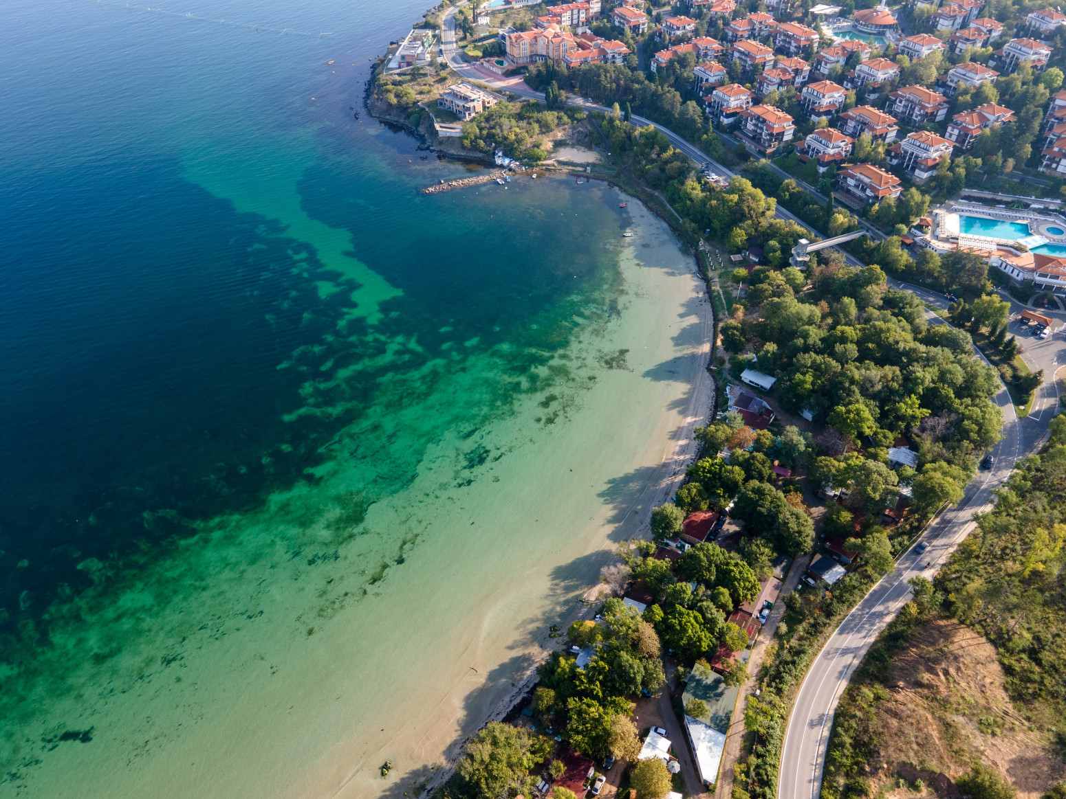 Ova letnja destinacija je jeftinija i bliža od Grčke: Kilometarske peščane plaže bez gužvi FOTO
