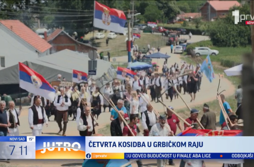 Više od 1.000 posetilaca i 22 kosača: Održana 4. kosidba u Grbičkom raju VIDEO