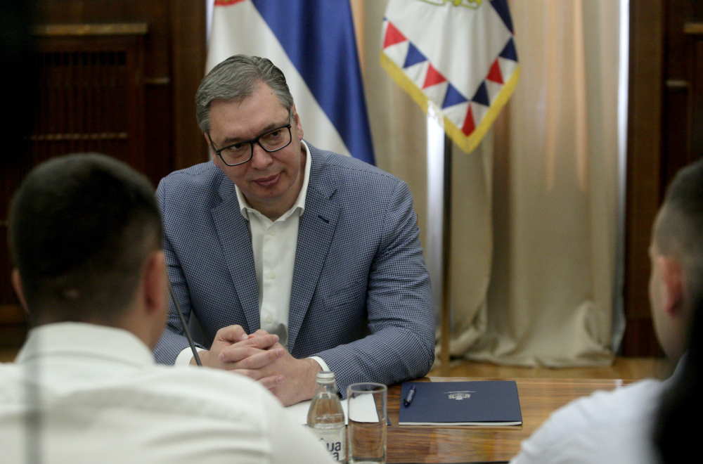 Vučić with students who want to study: We have no choice but to go on hunger strike