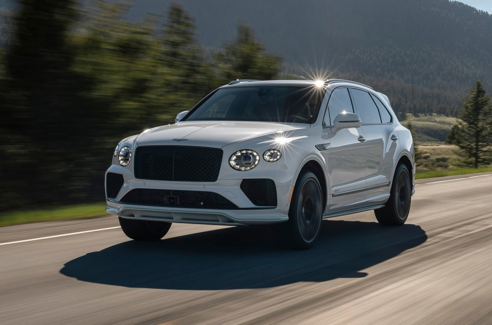 Bentley želi da poverujemo da manji motor može biti bolji FOTO