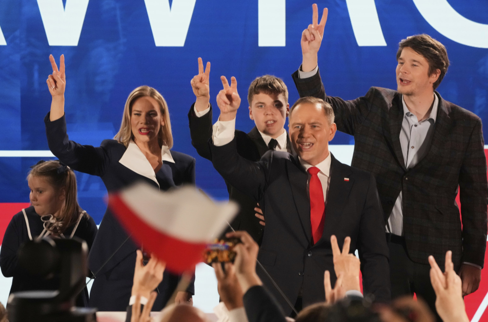 Kuva u Poljskoj; Tusk besan: Nećemo dozvoliti; Vlada pred padom?