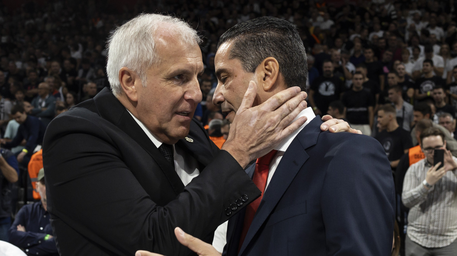Spekulacije, glasine i navijački snovi – koga navodno "žele" Partizan i Zvezda?