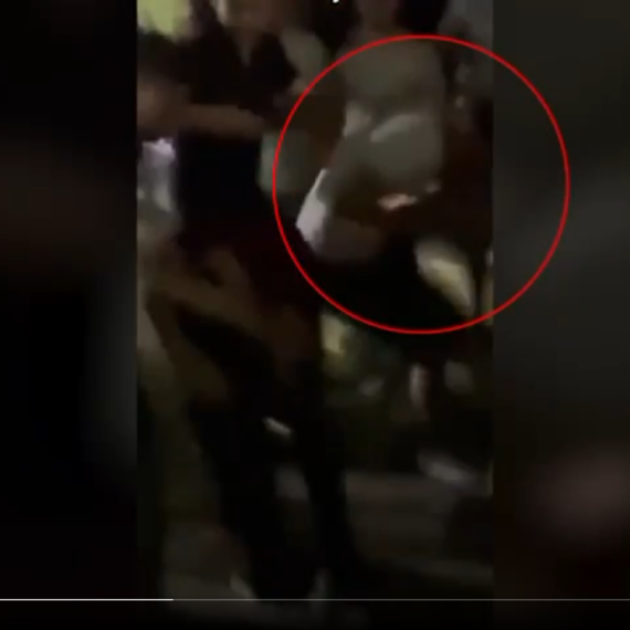 Njih 100 na jednog: Ovako su nacisti sinoć napali i pretukli Miloša Pavlovića VIDEO