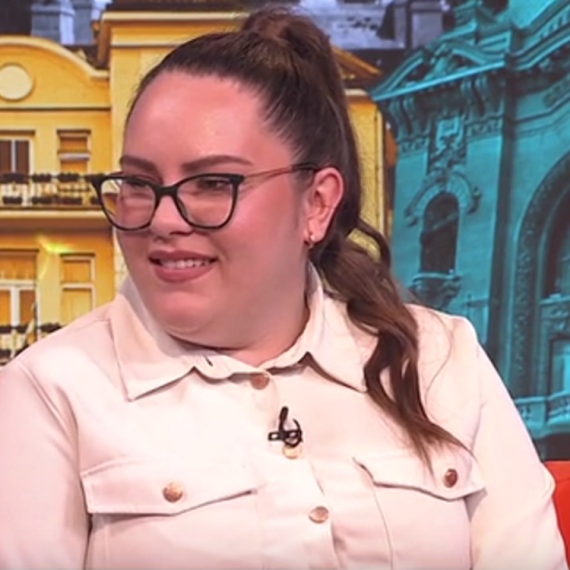 Da li je muškarac "manje muškarac" ako nema vozačku dozvolu? Oglasila se naša prvakinja u oranju VIDEO