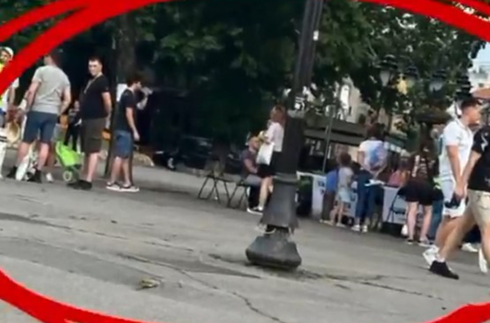 Haos tokom predizborne tišine: Trenutno u centru Zaječara – okupljanje blokadera VIDEO