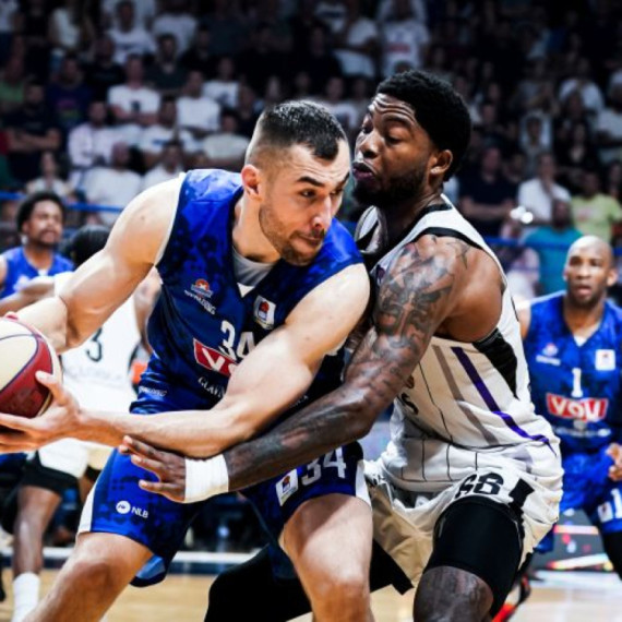 Budućnost se oglasila pred Partizan