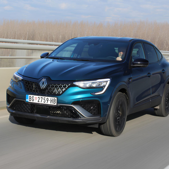 Test: Renault Megane Conquest Hybrid – usavršena tajna