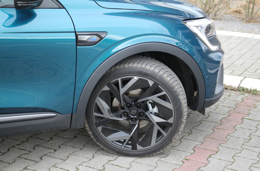 Test: Renault Megane Conquest Hybrid – usavršena tajna