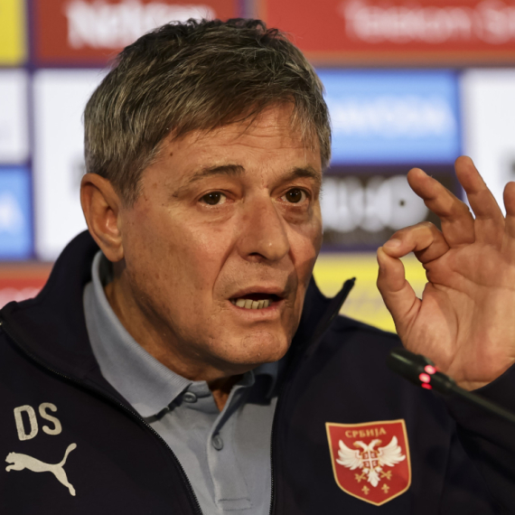 Piksi: "Majstore, jesam kriv što ne razumeš? Znači da si glup" VIDEO
