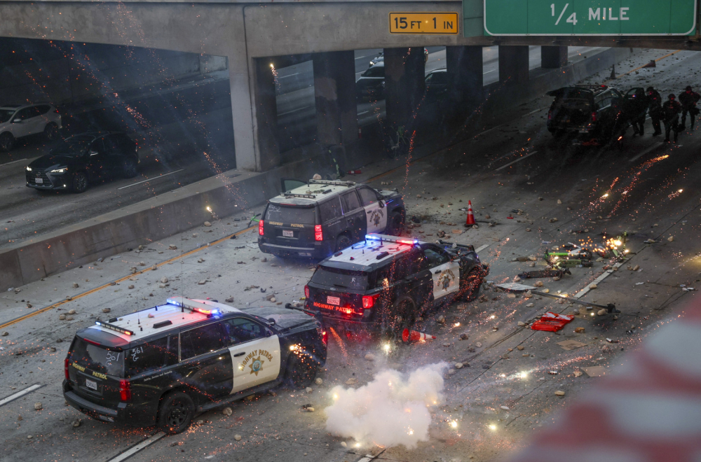 Marines "on hold"; Chaos spreads across America; Police cars vandalized PHOTO/VIDEO