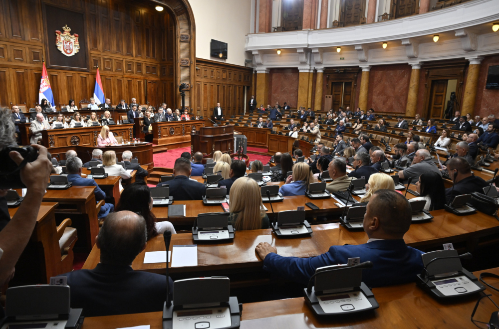 Završena sednica Skupštine Srbije: Nastavak zakazan za sutra VIDEO