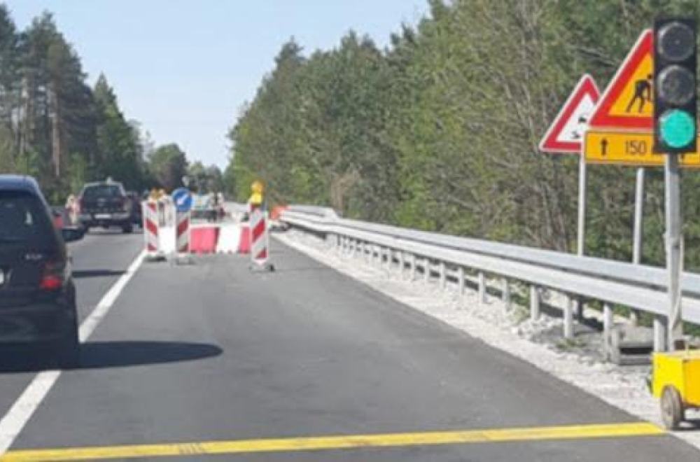 Potpuna obustava saobraćaja do završetka radova: Automobili se usmerevaju na Ibarsku magistralu